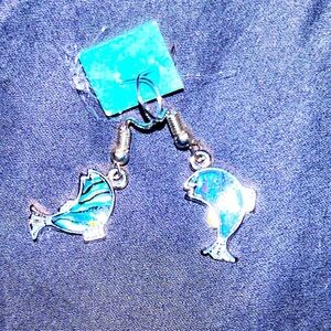 Gorgeous NWT EARRINGS HYPOALLERGENIC sterling chameleon dolphins with many color